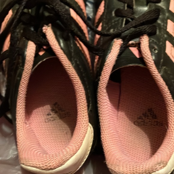 Adidas Soccer Cleats - Picture 8 of 9